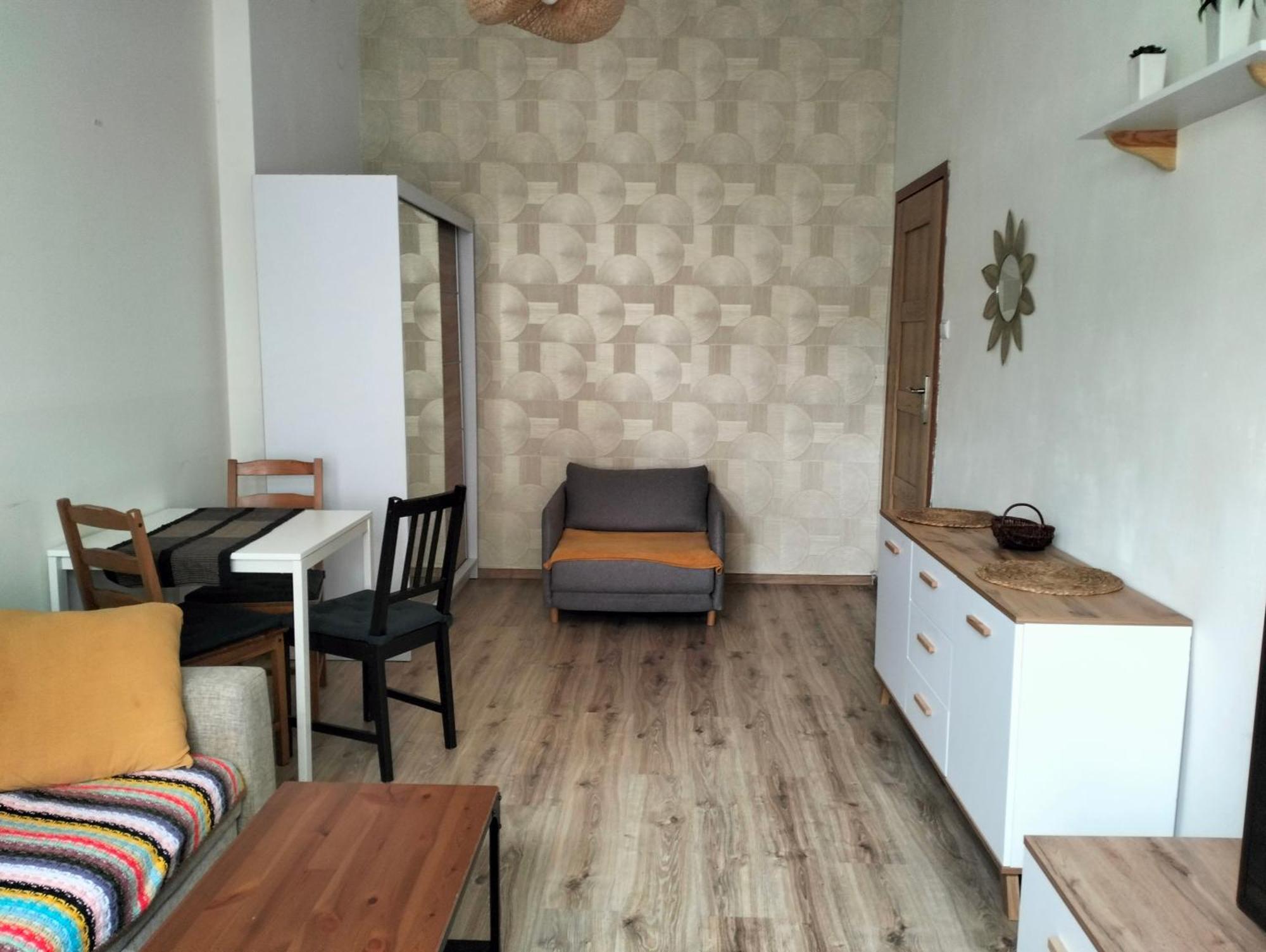 Night Host Trzebnicka 84 Free Parking * Wrocław